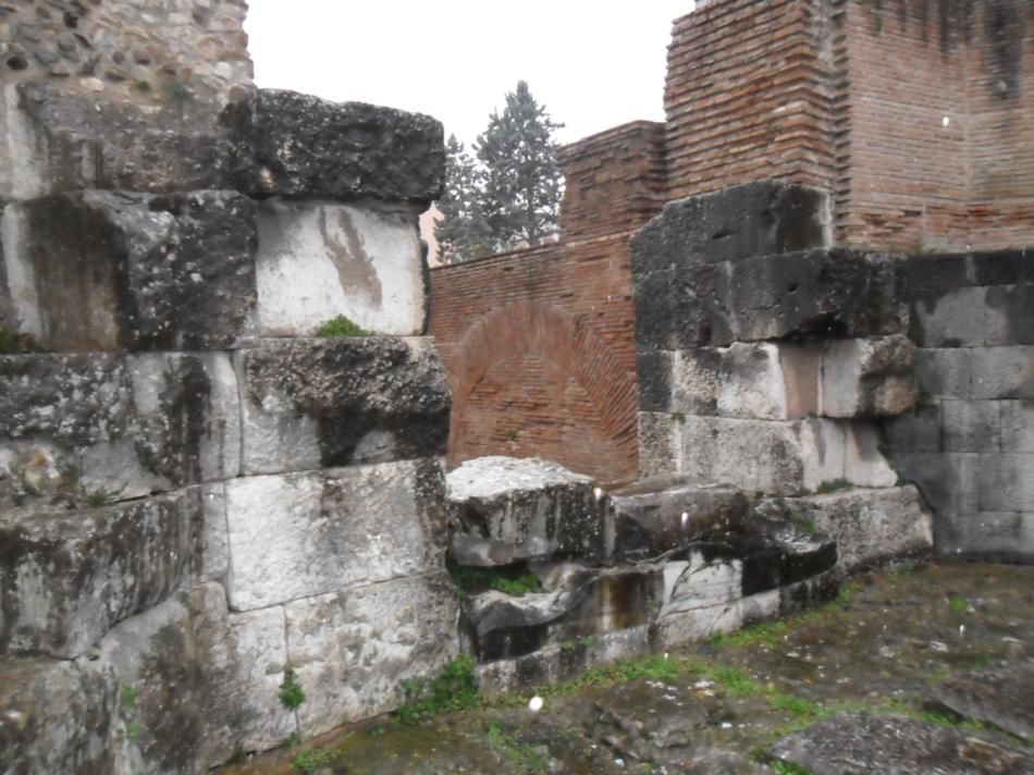 Benevento (teatro romano)