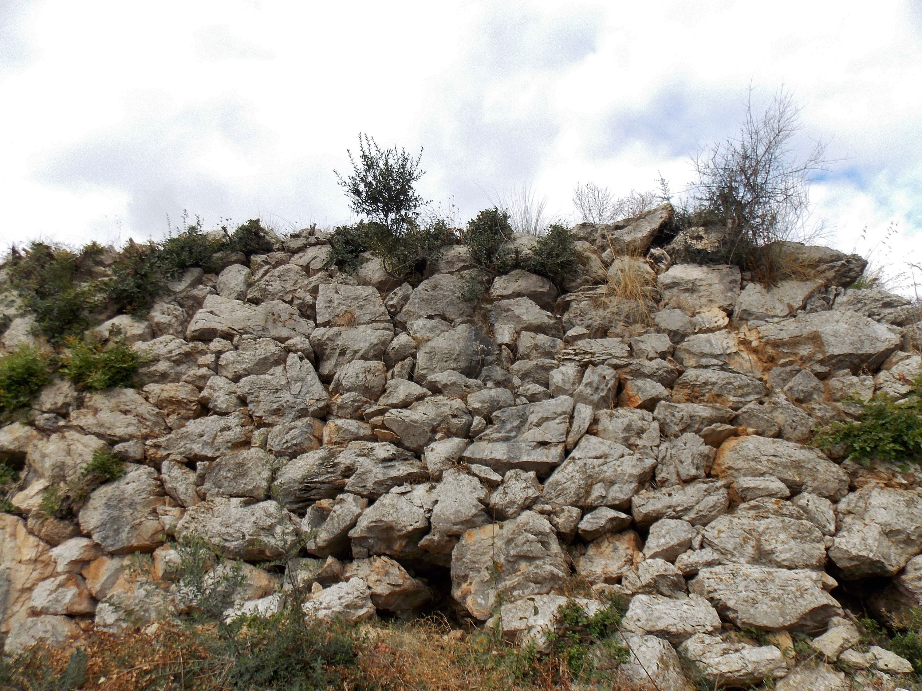 Parco Archeologico del Monte Cila. Mura Poligonali VII-IV secolo a.C.